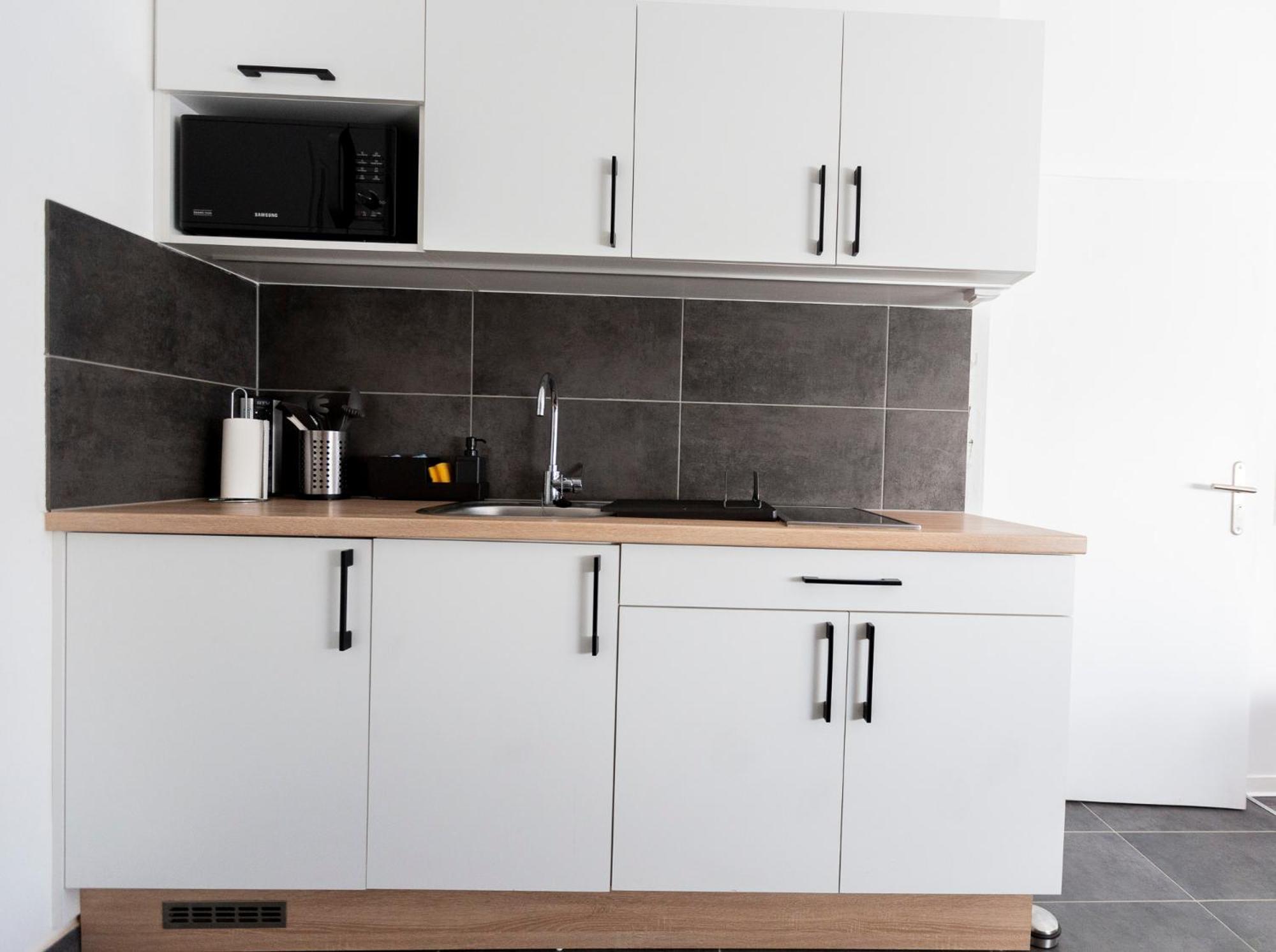 Horvath Apartman Fertőd Buitenkant foto