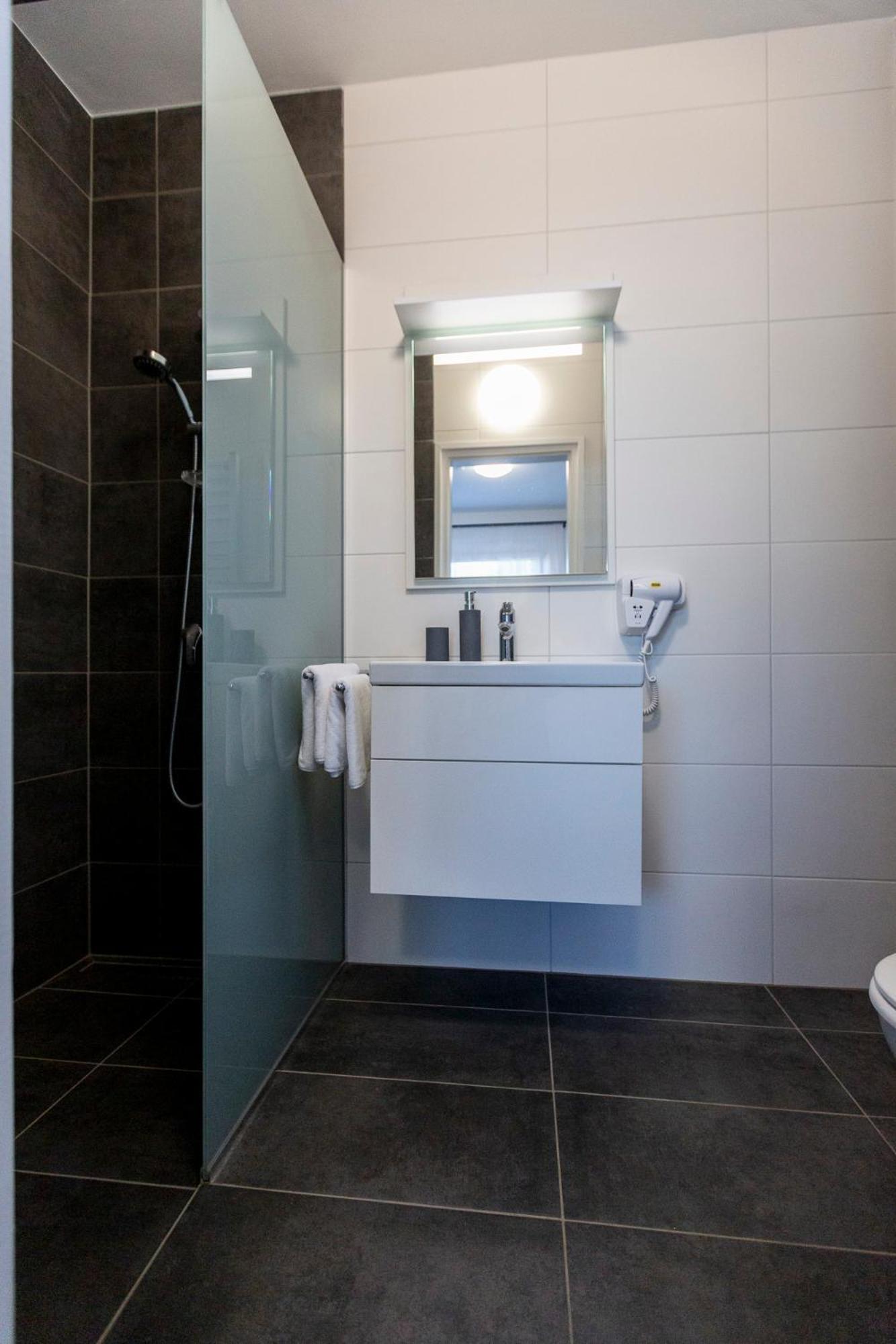 Horvath Apartman Fertőd Buitenkant foto
